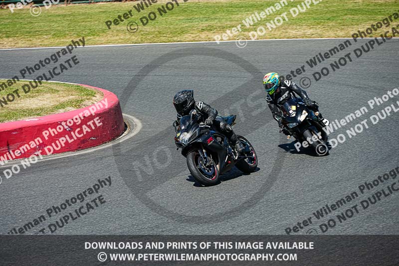 enduro digital images;event digital images;eventdigitalimages;mallory park;mallory park photographs;mallory park trackday;mallory park trackday photographs;no limits trackdays;peter wileman photography;racing digital images;trackday digital images;trackday photos